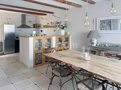 Maison, 245 m²