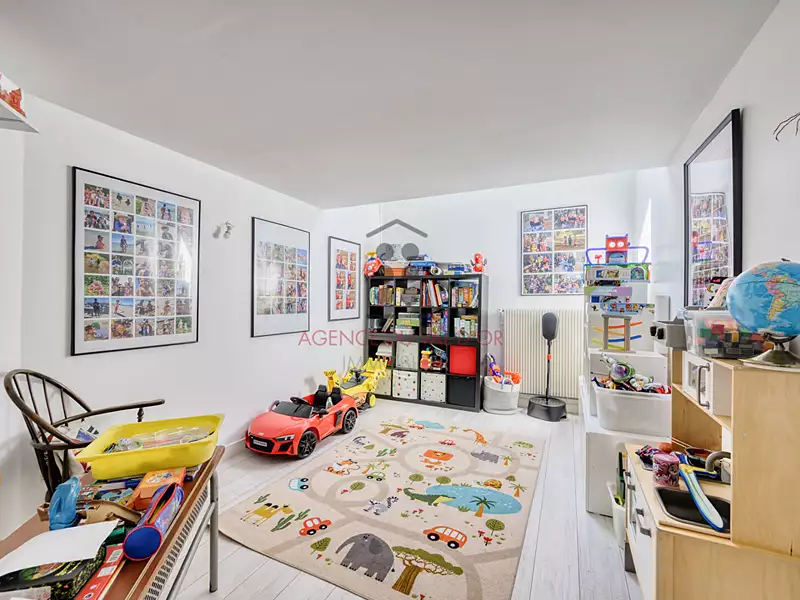 Maison, 231,16 m²