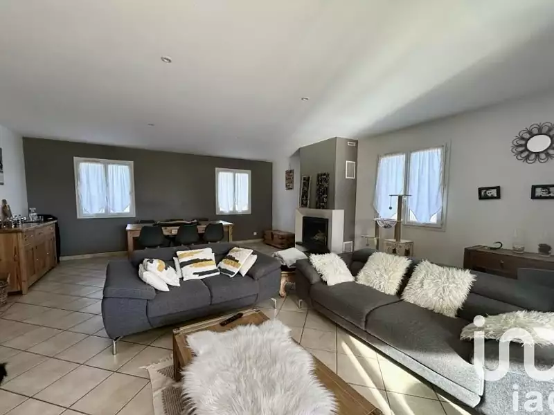 Maison, 142 m²