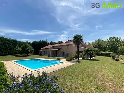 Maison, 288 m²