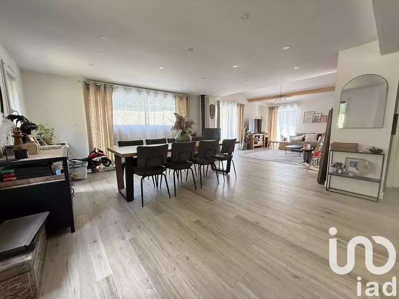 Maison, 158 m²