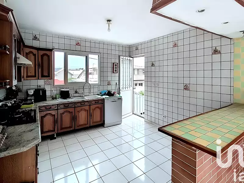 Maison, 175 m²