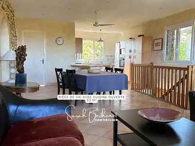 Maison, 215 m²