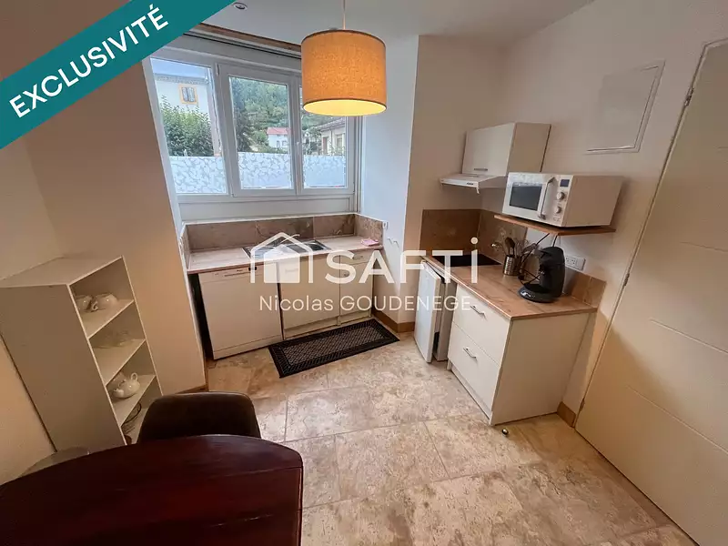 Immeuble, 180 m²