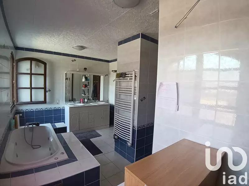 Maison, 213 m²