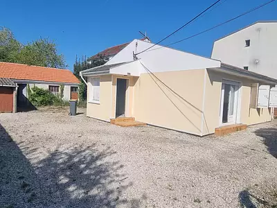 Maison, 77 m²