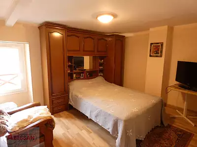 Maison, 180 m²