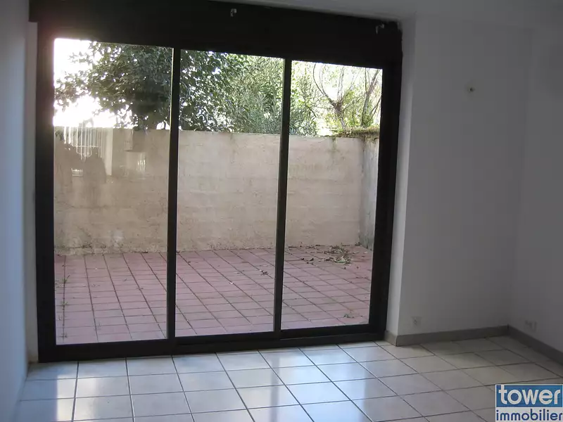 Divers, 80 m²