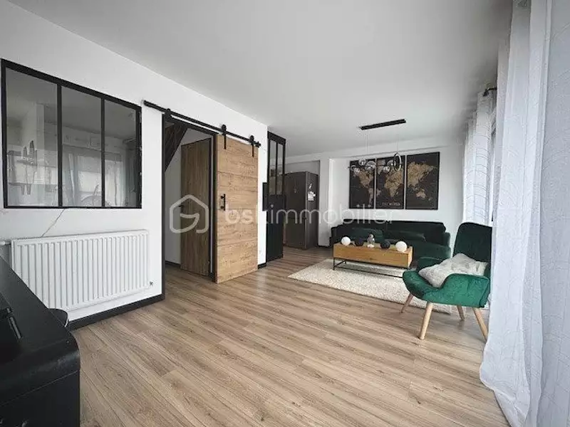 Maison, 94 m²