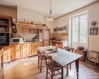 Maison, 340 m²