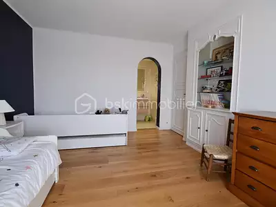 Maison, 303 m²