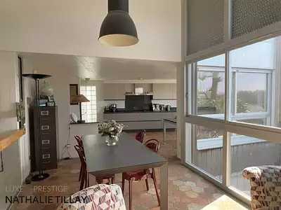 Maison, 330 m²