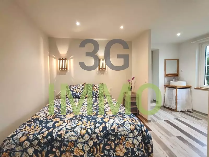 Maison, 166 m²