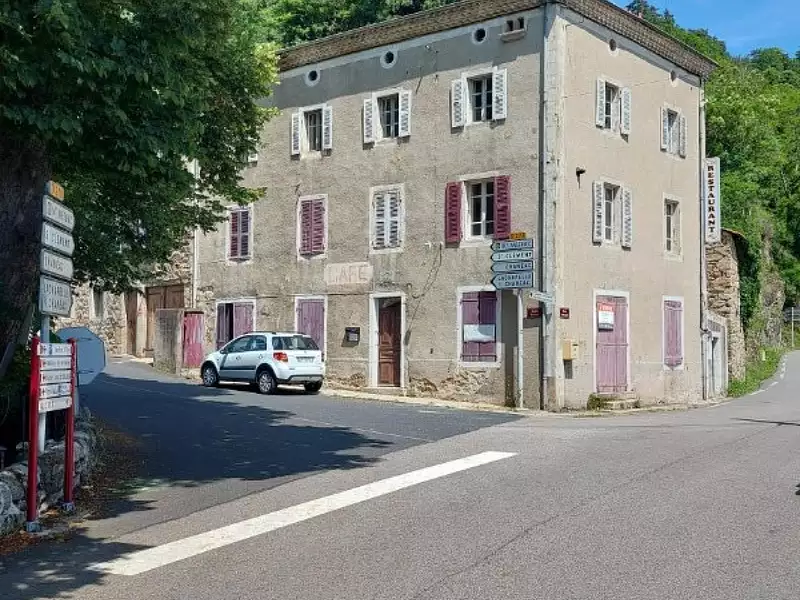 Maison, 230 m²
