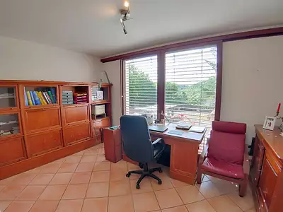 Maison, 350 m²