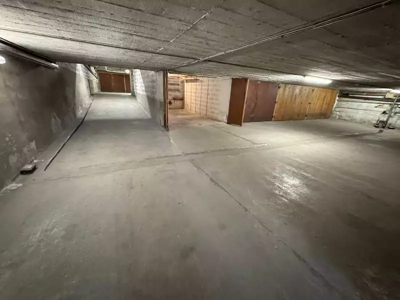 Parking, 13 m²