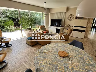 Maison, 174 m²
