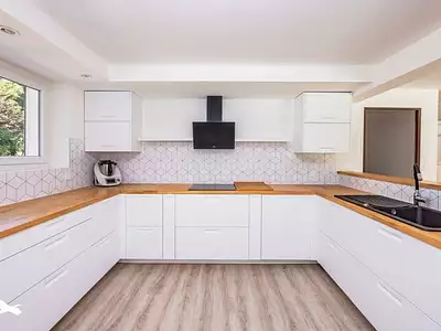 Maison, 265 m²