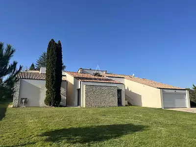 Maison, 228 m²