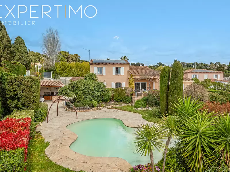 Maison, 167 m²