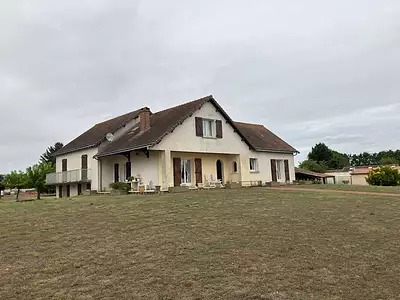 Maison, 260 m²