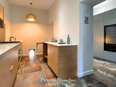 Maison, 285 m²