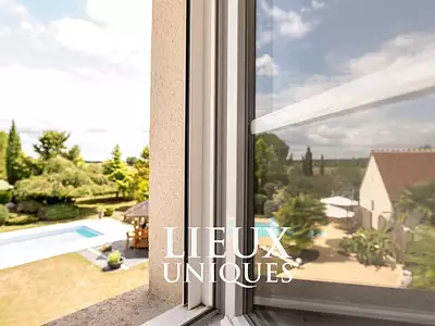 Maison, 240 m²