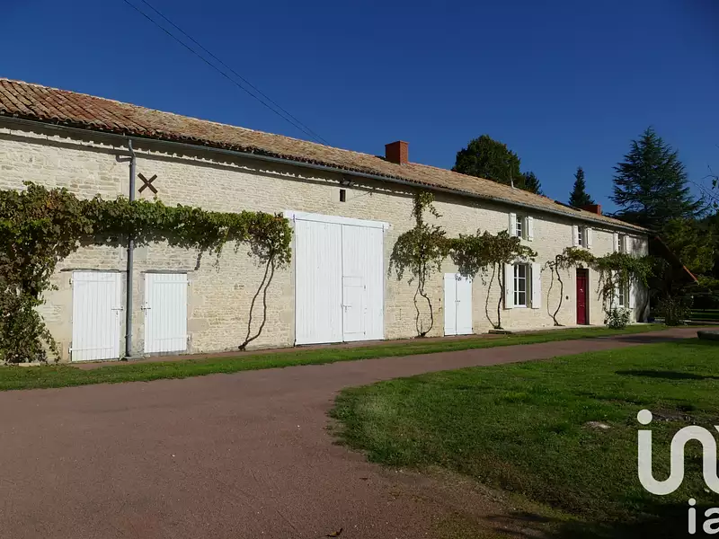 Maison, 290 m²