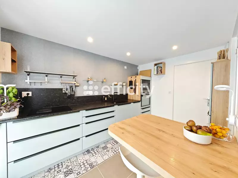 Maison, 121 m²