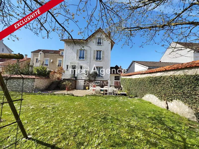 Maison, 182 m²