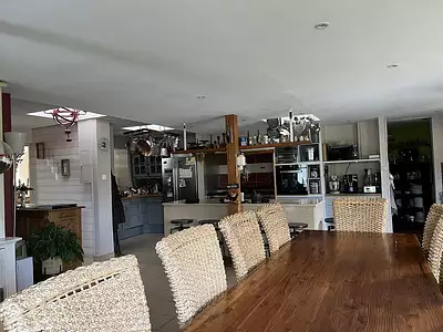 Maison, 245 m²