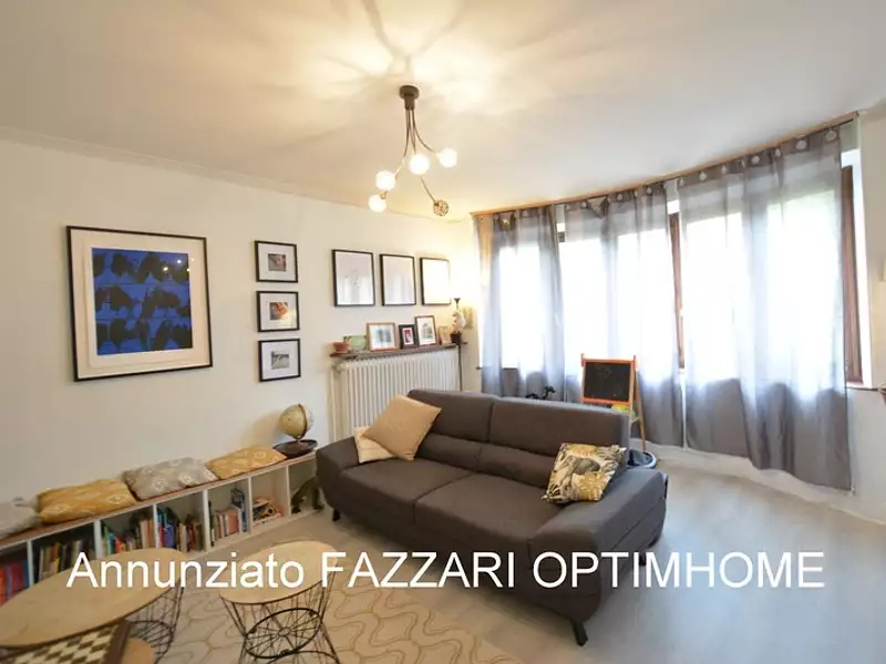 Maison, 167 m²