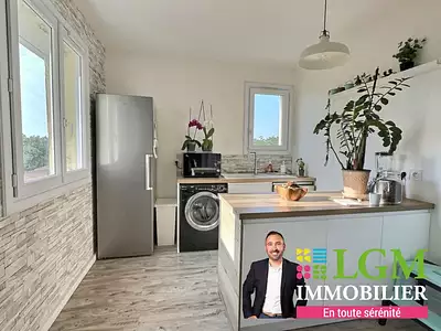 Maison, 245 m²