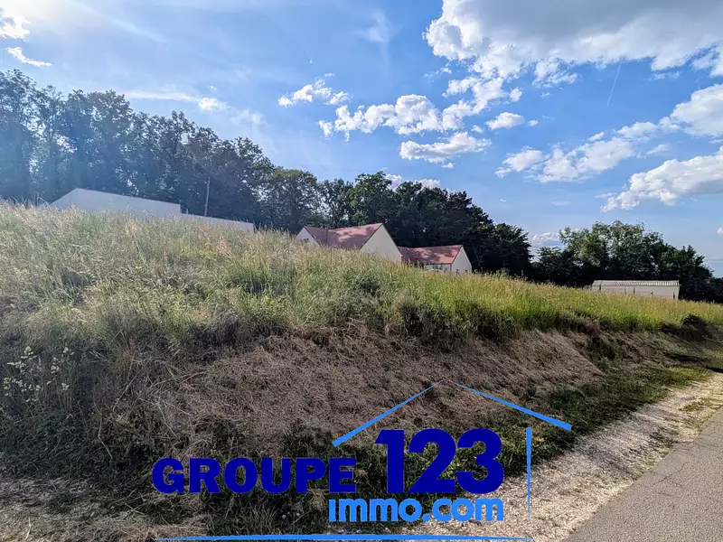 Terrain, 623 m²