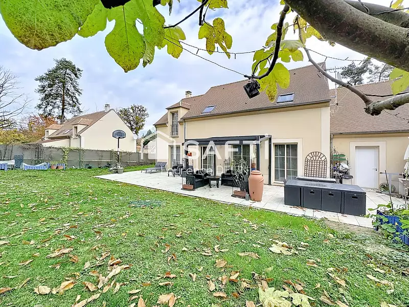 Maison, 160 m²
