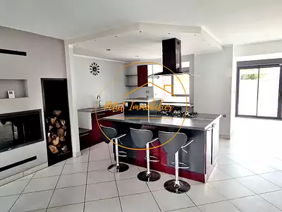 Maison, 200 m²