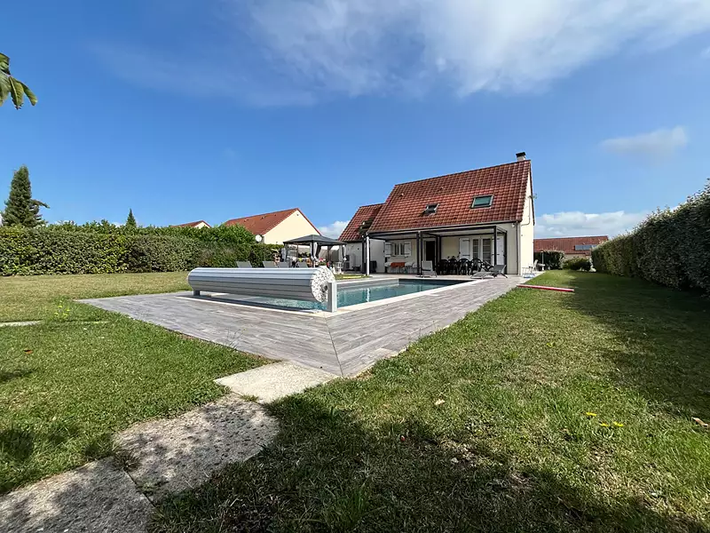 Maison, 136 m²