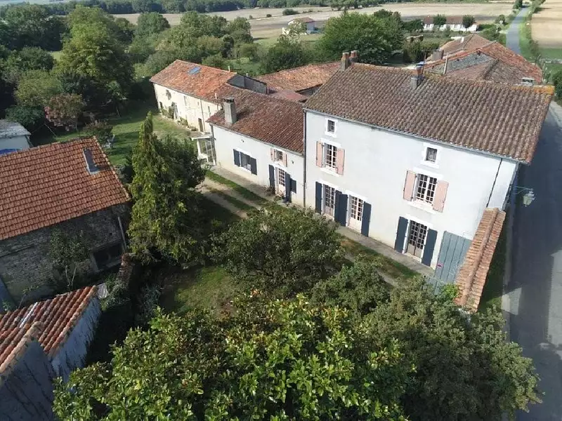 Maison, 315 m²