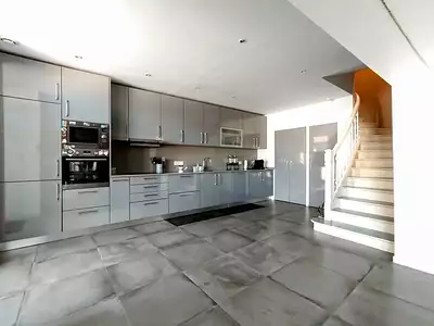 Maison, 197 m²