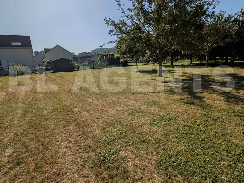 Terrain, 1 000 m²