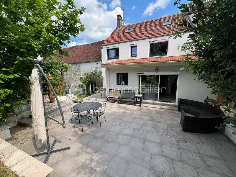 Maison, 165 m²