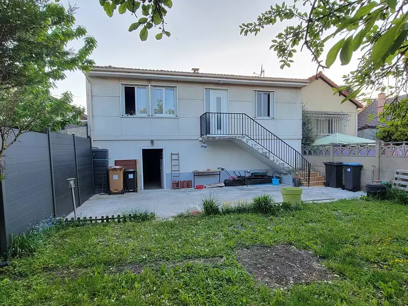 Maison, 145 m²