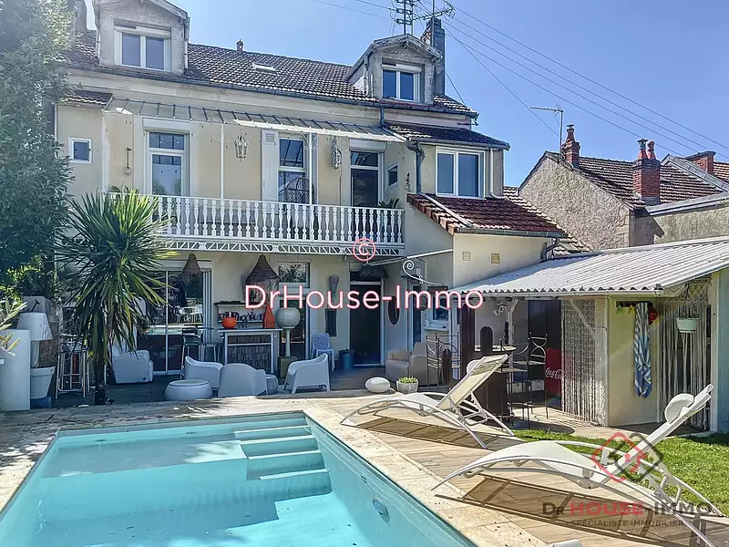 Maison, 208 m²