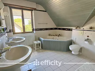 Maison, 216 m²