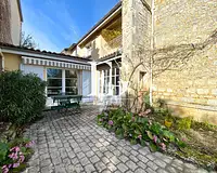 Maison, 331,86 m²