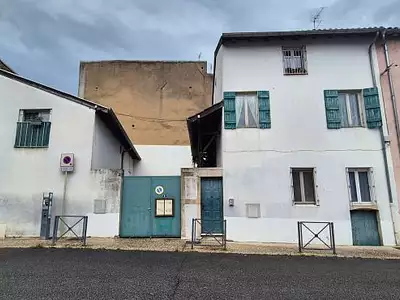 Immeuble, 200 m²