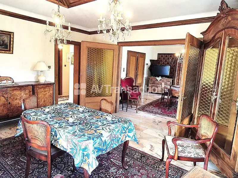 Maison, 337 m²