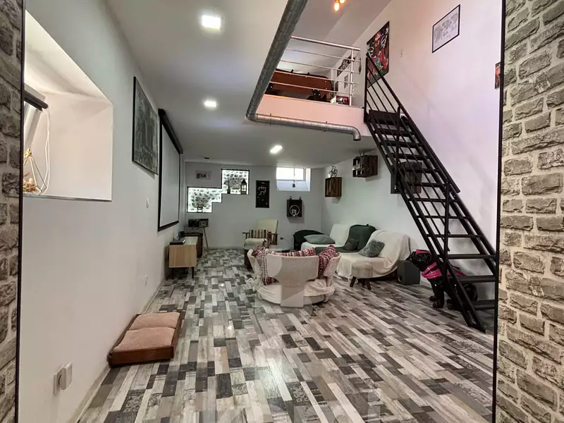 Maison, 220 m²