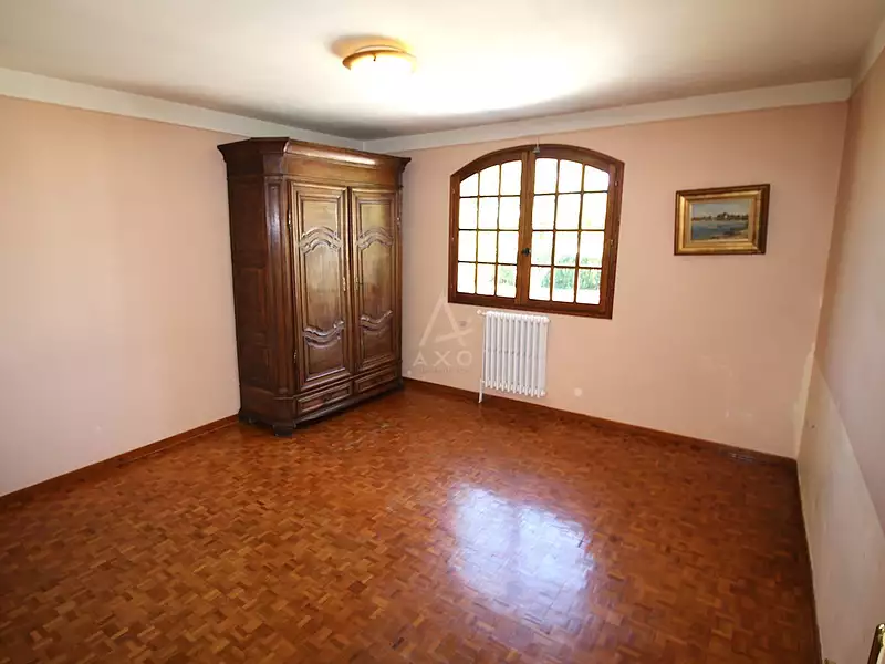Maison, 256 m²