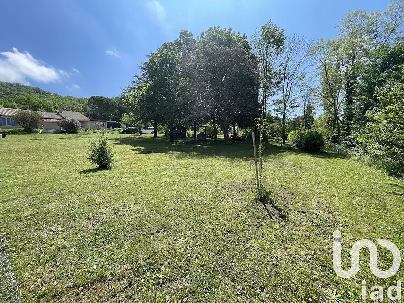 Terrain, 1 364 m²